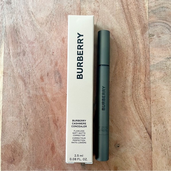 Burberry Cashmere Concealer 00 ivory - Picture 3 of 3